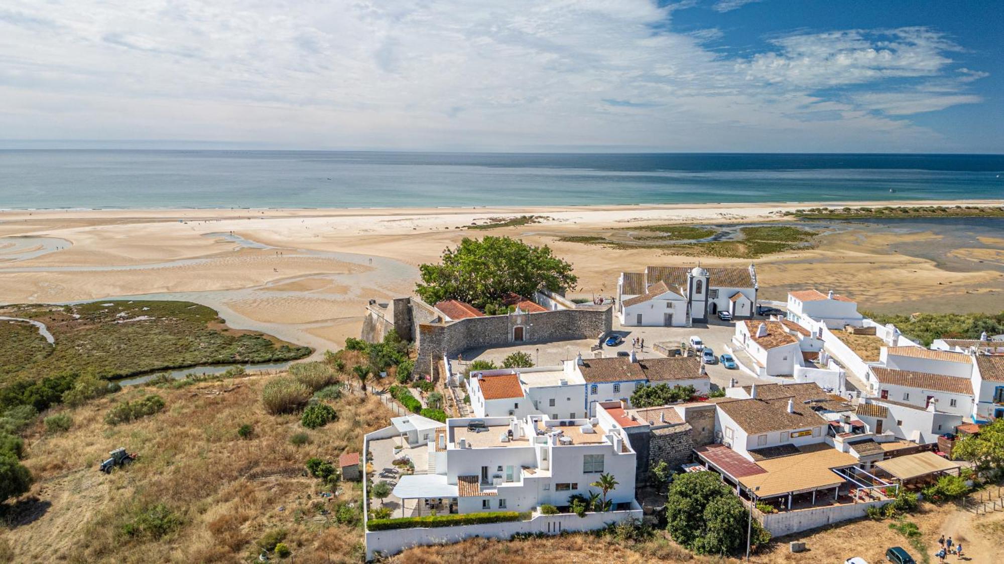 Casa Do Levante - 2 Bedroom, Ocean View Morgadinha Екстер'єр фото